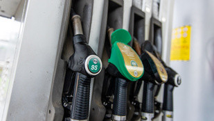 Jelentős benzinár-csökkenés jöhet a jövő héten