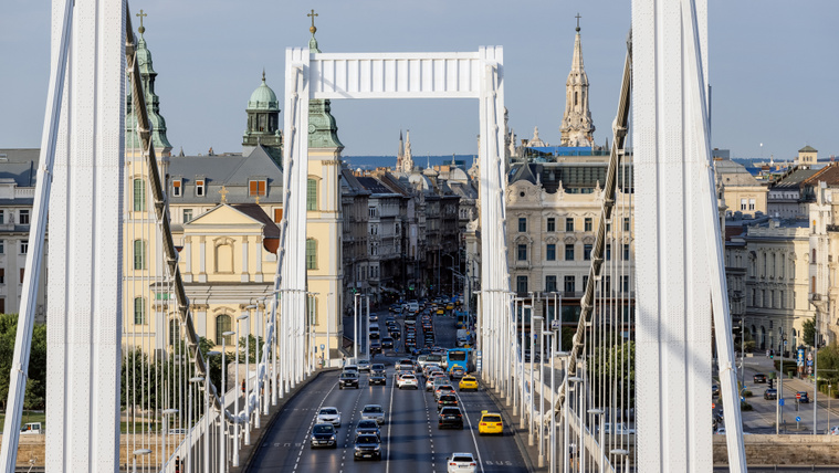 300 új traffipaxot helyeznek el Budapesten, és ez még messze nem minden