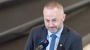 Bizalmatlansági indítványt nyújtottak be a szlovén egészségügyi miniszter ellen