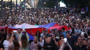 A szerb elnök szerint német alapítványok finanszírozzák a szerbiai tüntetéseket