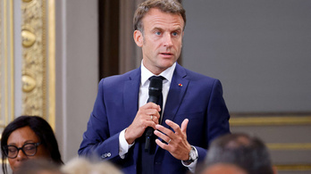 Emmanuel Macron: Tartós rendet akarunk