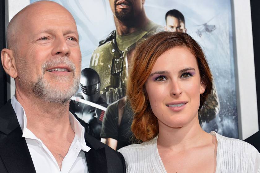 Bruce Willis lánya melltartóban pózolt a szülés után 2 hónappal: a merész fotót nem hagyták szó nélkül a rajongók
