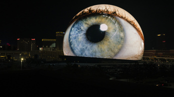 Gigantikus szemgolyó pásztázza Las Vegas utcáit