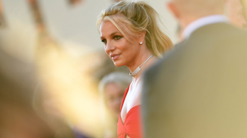 Saját magát pofozta meg Britney Spears