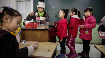 Mi a magyarázata a gyermekek elleni mind gyakoribb támadásoknak Kínában?