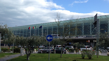 Jobb, ha résen van: lezárták az egyik legforgalmasabb olasz repülőteret