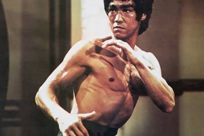 Ő volt Bruce Lee nagy szerelme: Linda 50 évvel ezelőtt veszítette el imádott férjét