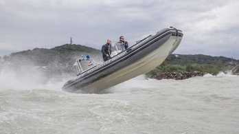 Sűrű napon vannak túl a vízi rendőrök a Balatonon