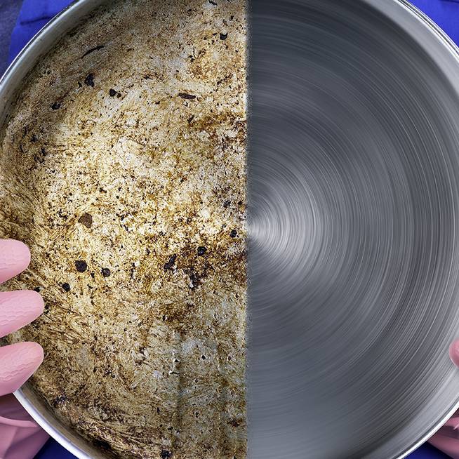 Így tisztítsd meg a leharcolt edényeket: a makacs foltok is eltűnnek