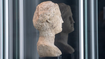 Pannóniából származó ókori szoborfejet vásárolt a székesfehérvári Szent István Király Múzeum