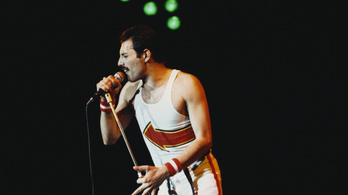 Elárverezik Freddie Mercury zongoráját, amelyen a Bohemian Rhapsodyt írta