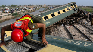 Halálos vonatbaleset történt Pakisztánban