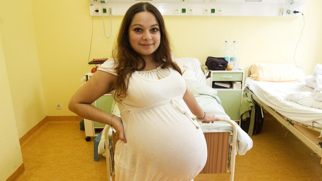 Csehországban először szült ötösikreket egy anya természetes úto
