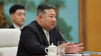 Kim Dzsongun felszólította hadseregét, készüljön fel a háborúra