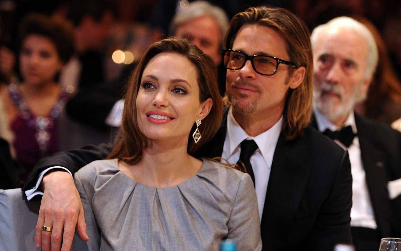 Angelina Jolie lánya asszisztensként