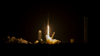 Négy űrhajós indult a Nemzetközi Űrállomásra a SpaceX űrhajójával