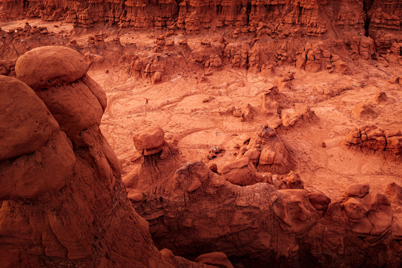 Utah állambeli Goblin Valley Mars-szerű tájának felfedezése.