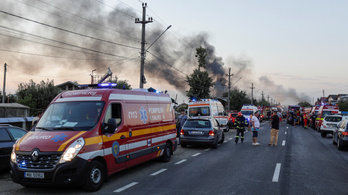 Hatalmas robbanások voltak egy benzinkúton Romániában, legalább egy ember meghalt