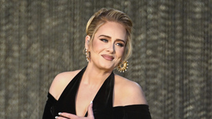 Adele leállította Las Vegas-i koncertjét, hogy leszidja a biztonságiakat