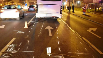 Részegen vezetett egy buszvezető Debrecenben, megsérült egy utas