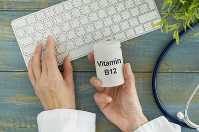Meglepő, milyen káros a túl sok B12-vitamin: 10 veszélyes mellékhatás, amit kevesen ismernek