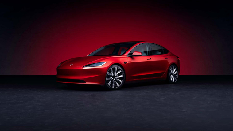 Megérkezett a frissített Tesla Model 3!