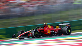 Ferrari-pole Monzában: Sainz az utolsó pillanatban előzte meg Verstappent