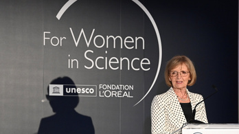 Három kutatónő kapott idén A Nőkért és a Tudományért díjat