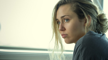 Tönkretette Miley Cyrus életét, hogy igent mondott a Netflix sorozatára