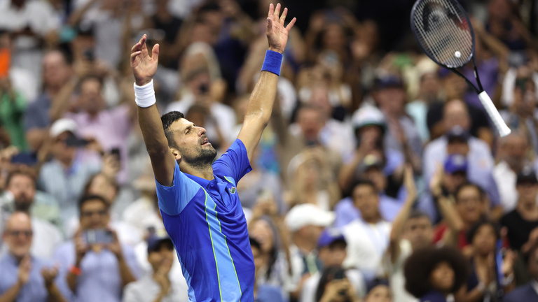 Őrületes döntő: vért izzadva aratott történelmi sikert Djokovics New Yorkban