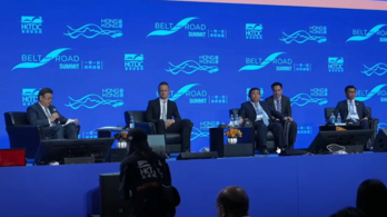 Szijjártó Péter: Magyarország támogatja a gazdasági együttműködést Európa és Kína között