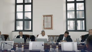 Leforgatták a világ legrövidebb akciófilmjét Orbán Viktorral