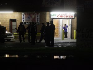 Lövöldözés egy detroiti fodrászatban