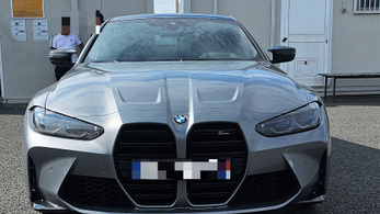 Hamis papíros BMW M4-et és körözött Maseratit akartak kivinni az országból, lebuktak