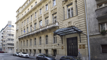 Költözik a Budapesti Ügyvédi Kamara, jövőre liftet és tetőkertet kap a régi székház