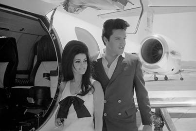 Meglepő, hogy hagyta el Elvis Presley Priscillával a válásuk után a tárgyalótermet: fotó is készült róluk