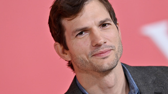 Ashton Kutcher kilép a saját gyermekbántalmazás elleni jótékonysági szervezetéből a kritikák miatt