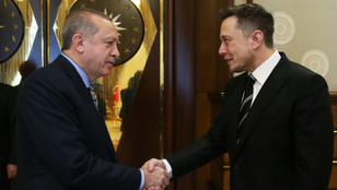Erdogan Tesla-gyárat kért Elon Musktól Törökországba