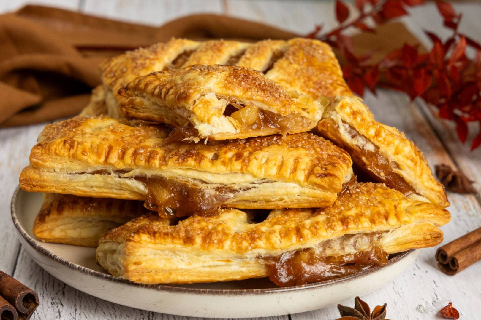 Mekis almás pite leveles tésztából: isteni finom, és percek alatt kész