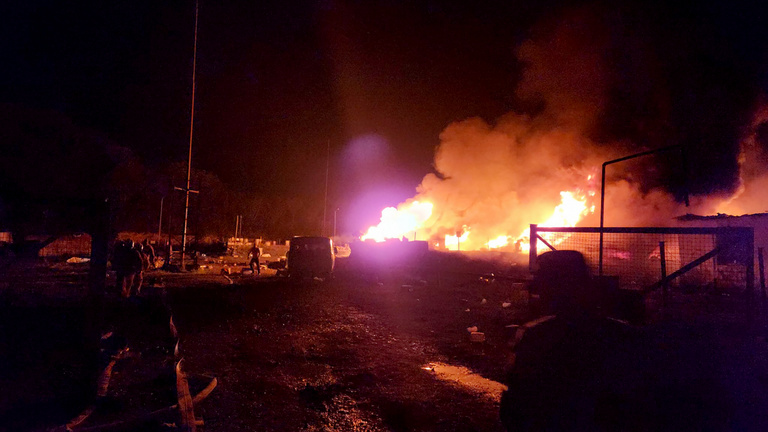 Több százan megsérültek, miután robbanás történt egy üzemanyagtározónál Hegyi-Karabahban