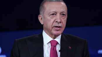 Erdogan váratlant húzott, sokba kerülhet Amerikának a svéd NATO-csatlakozás