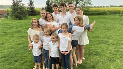 Tizenegy gyermek mellett nincs unalom: így él egy magyar nagyon nagy család
