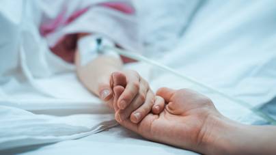 Nagyobbik fiát szívbetegség miatt vesztette el, a kisebbet megmentette a műszív és a szervátültetés