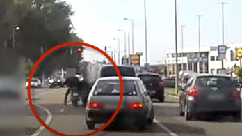 Ezúttal nem baleset, hanem egymást püfölő sofőrök akadályozták a forgalmat Budapesten