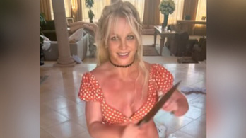 Kihívták a rendőrséget Britney Spearshez az ijesztő videója után