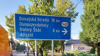 Magyarul is szerepelhetnek a jelzőtáblákon a településnevek Szlovákiában