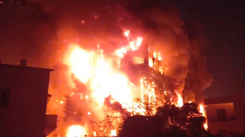 Egyiptomban tűz pusztított a Szuezi-csatornánál fekvő Iszmáilíja városban