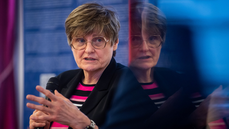 Reagáltak egykori kollégái, a tudományos élet ismert szereplői Karikó Katalin Nobel-díjára