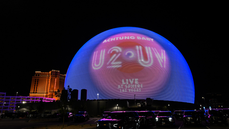 Megnéztük Las Vegas gigantikus gömbjében a U2 koncertjét