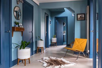 Egyszerű, költséghatékony és otthonos - 8 kitűnő példa, amikor egy szobában csak egy szín virít
